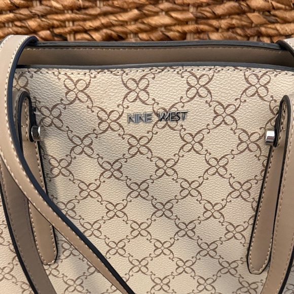Nine West Beige Patterned Tote Bag - Picture 4 of 4